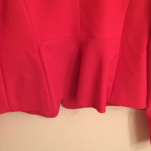 Pink coat Halogen - Picture 9 of 9